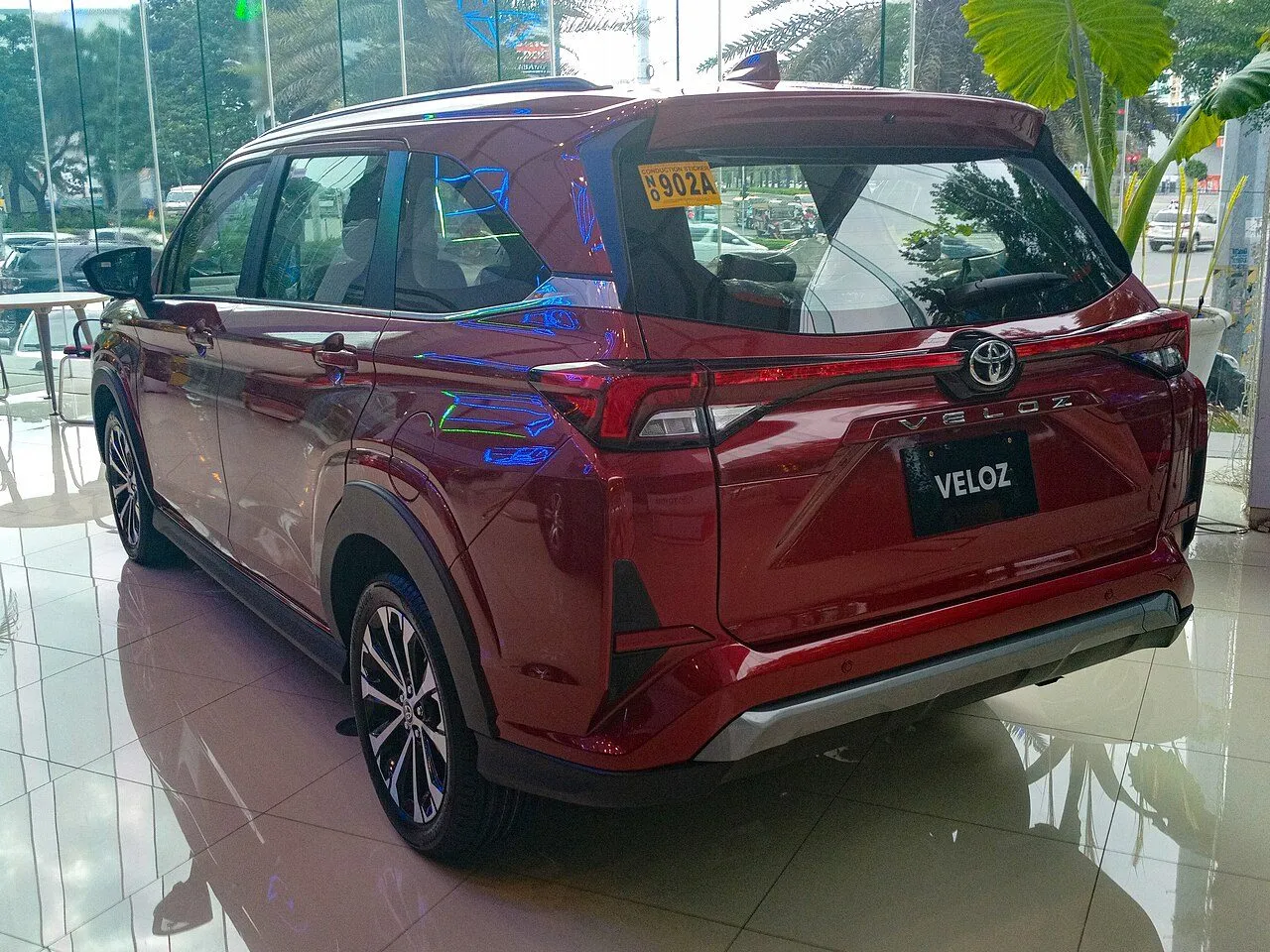 Toyota Veloz Cross CVT Top 2024, ảnh 2