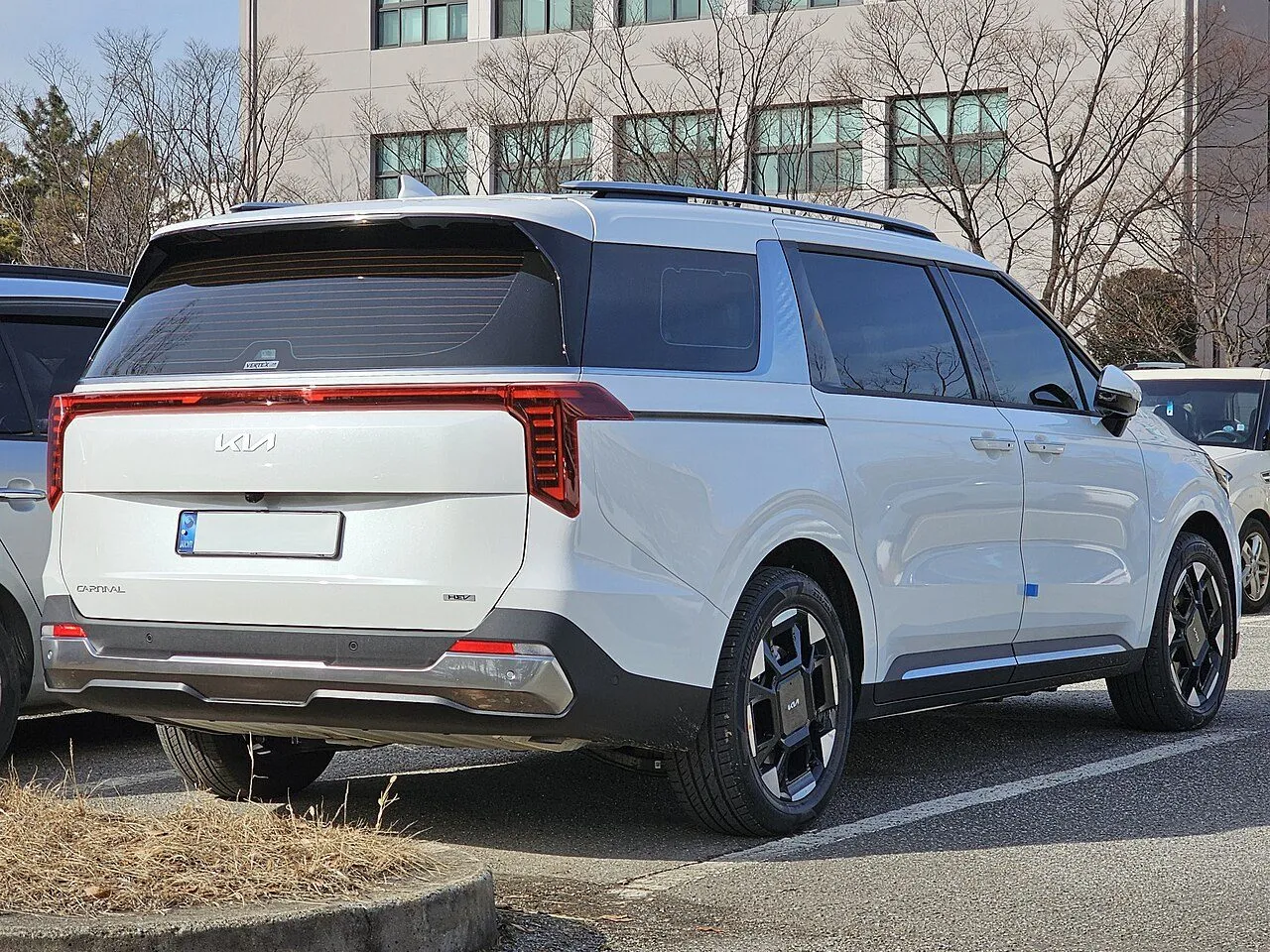 Kia Carnival 2.2D Luxury 2024, ảnh 4