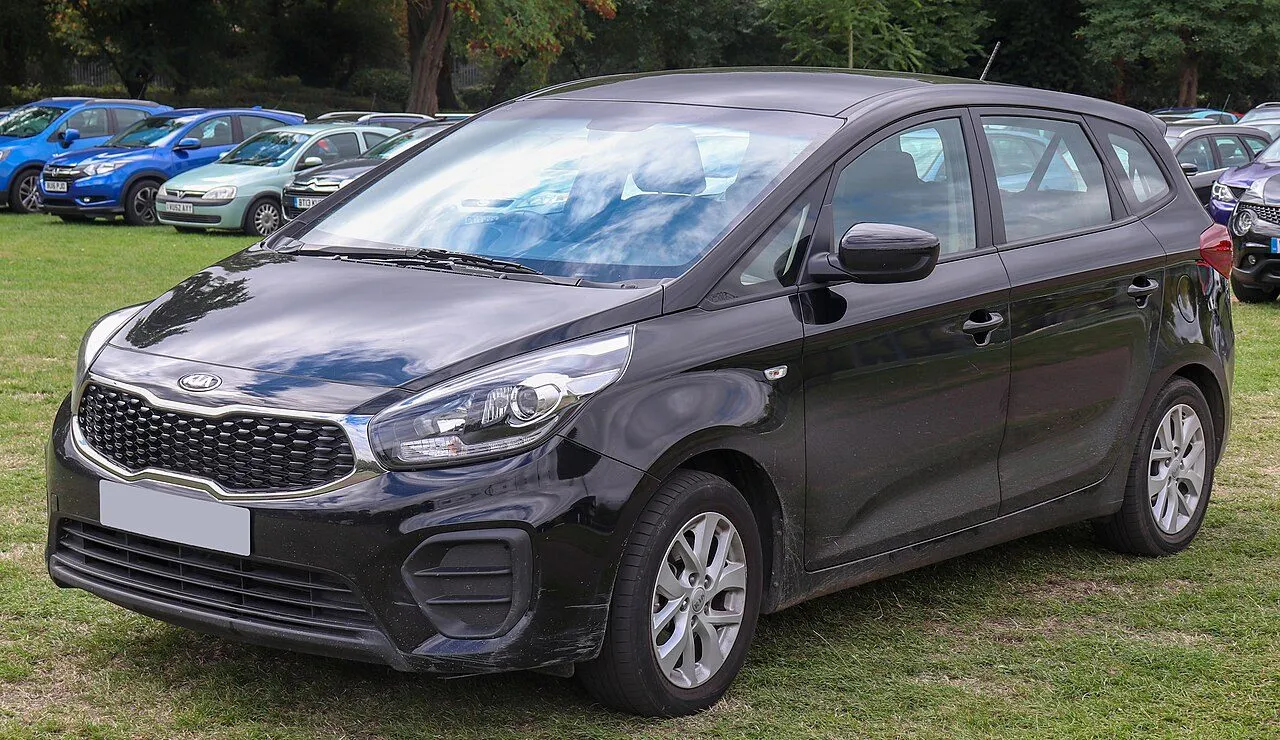Kia Carens 1.5G Luxury 2017