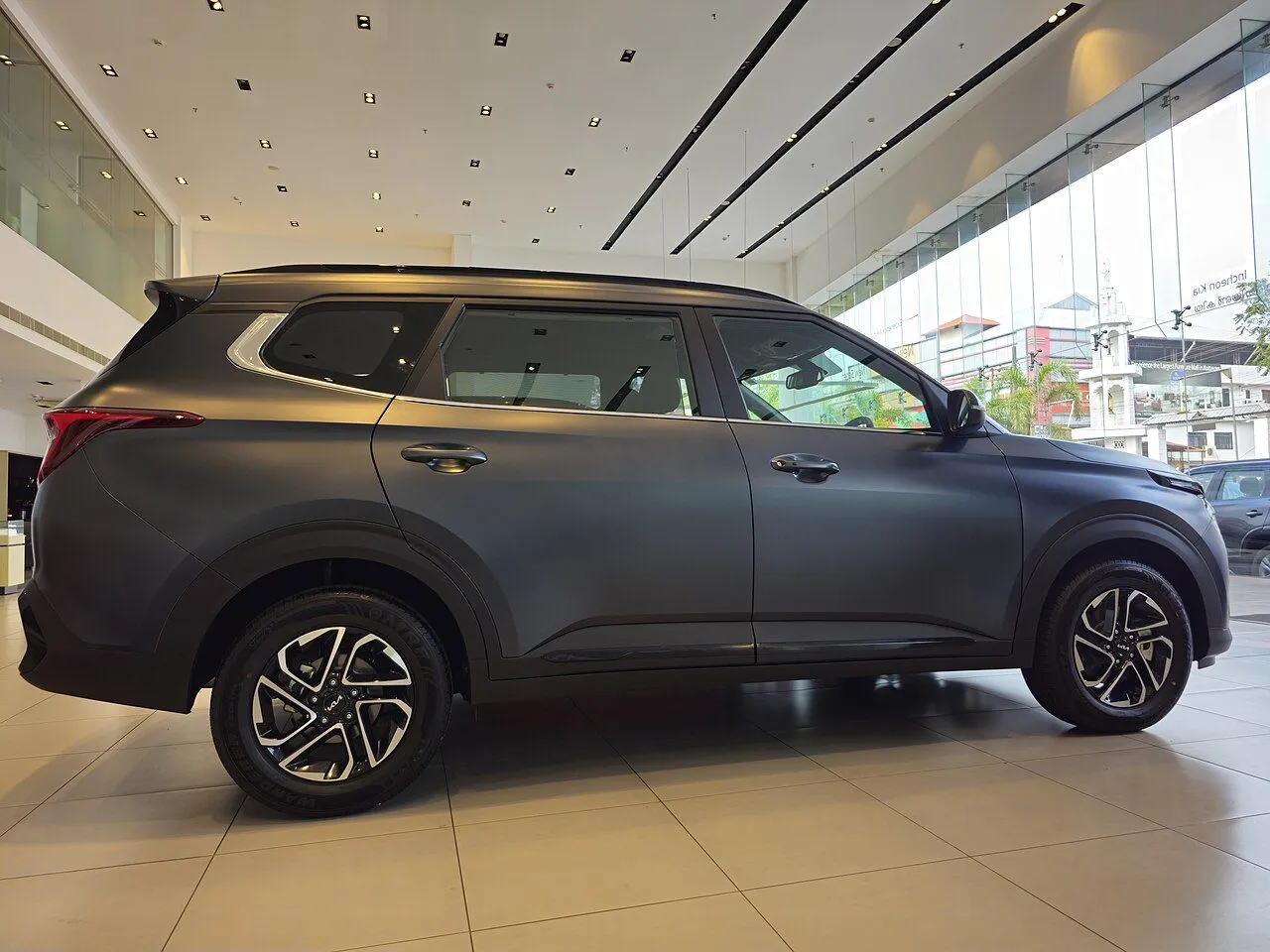 Kia Carens 1.4T Signature 2024, ảnh 2