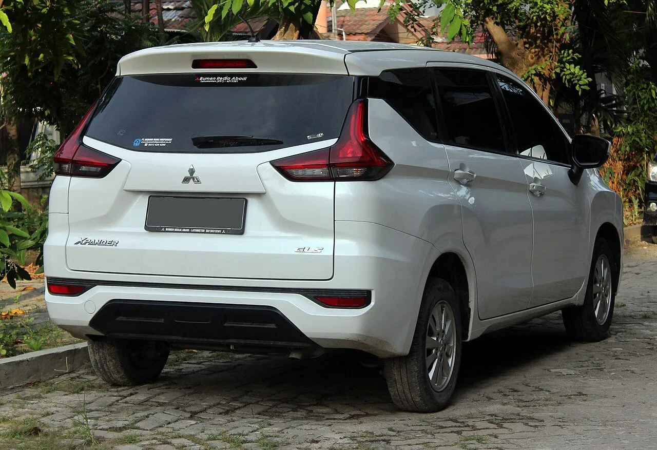 Mitsubishi Xpander AT 2017, ảnh 2