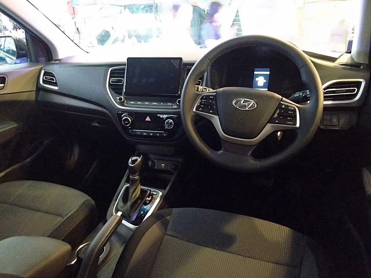 Hyundai Accent 1.4 MT 2022, ảnh 3