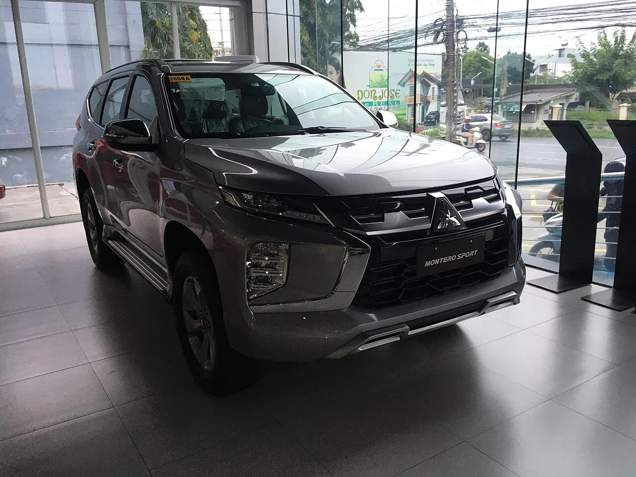 Mitsubishi Pajero Sport 2.4D 4x2 AT 2025
