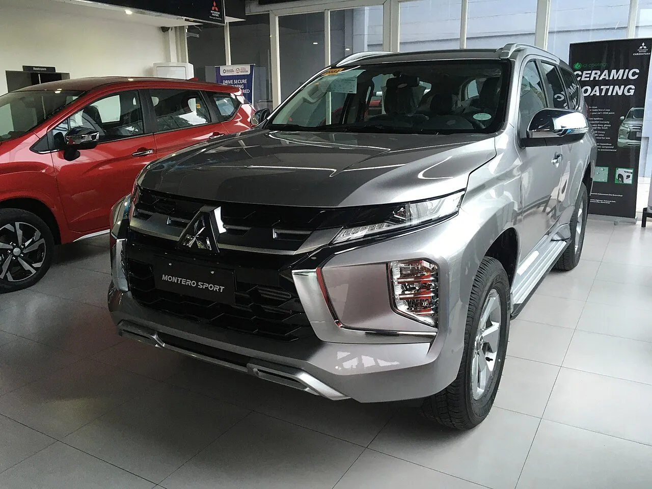 Mitsubishi Pajero Sport 2.4D 4x2 AT 2025, ảnh 2