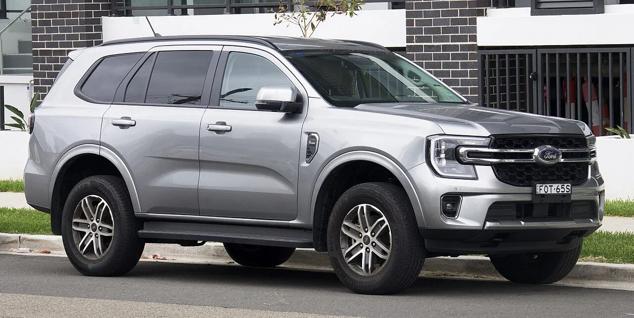 Ford Everest Sport 2.0 AT 4x2 2024