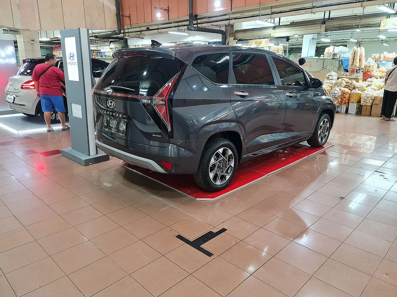 Hyundai Stargazer 1.5 Tiêu chuẩn 2023, ảnh 2