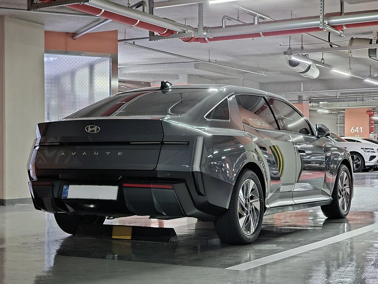 Hyundai Elantra 2.0 AT 2025