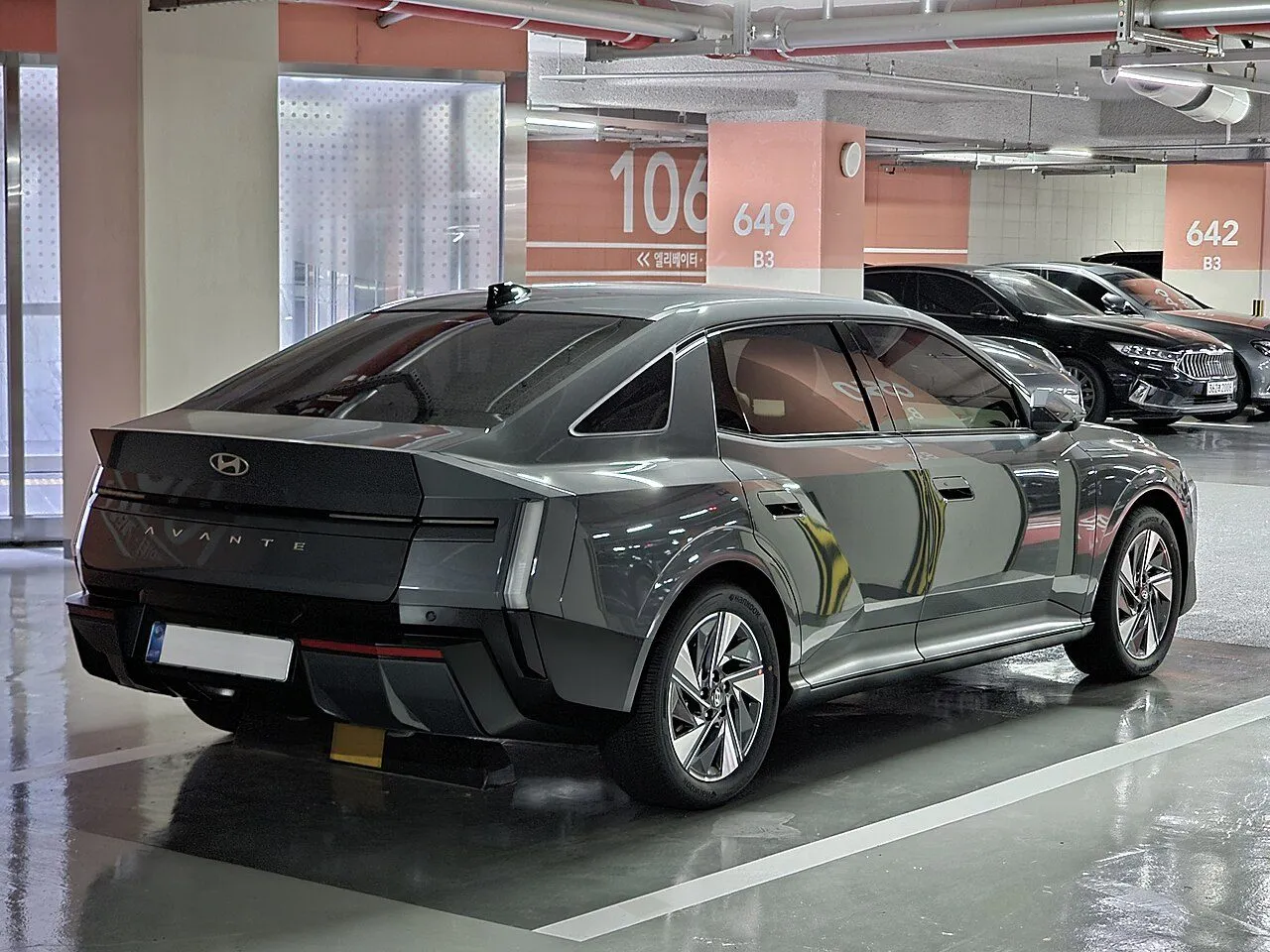 Hyundai Elantra 2.0 AT 2025, ảnh 2