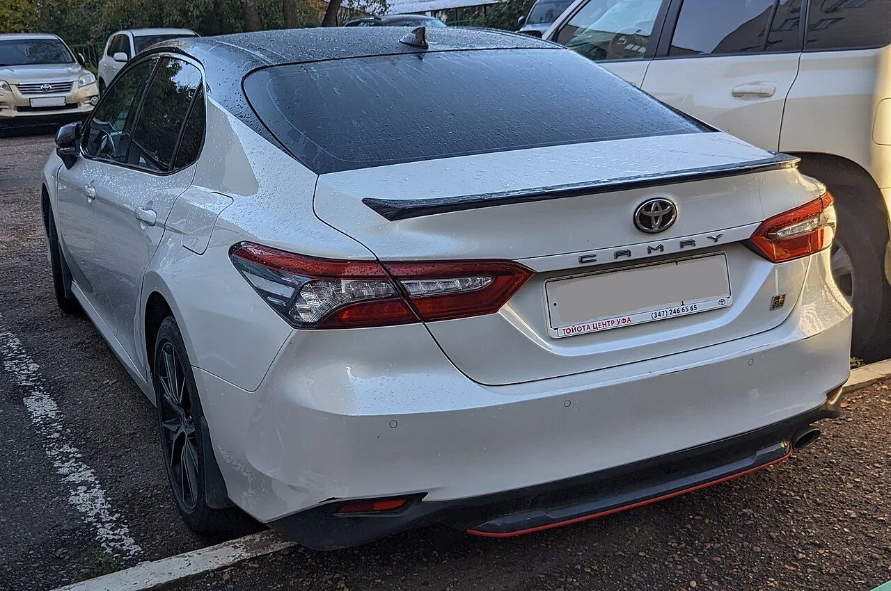 Toyota Camry 2.5Q 2021