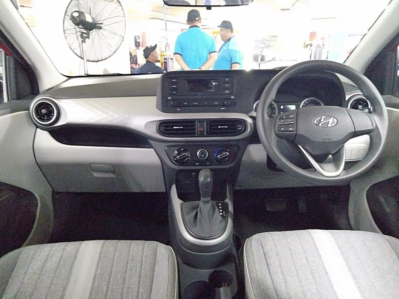 Hyundai Grand i10 Sedan 1.2 AT 2021, ảnh 3