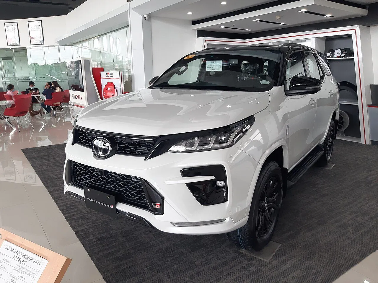 Toyota Fortuner 2.4G MT 4x2 2023, ảnh 2