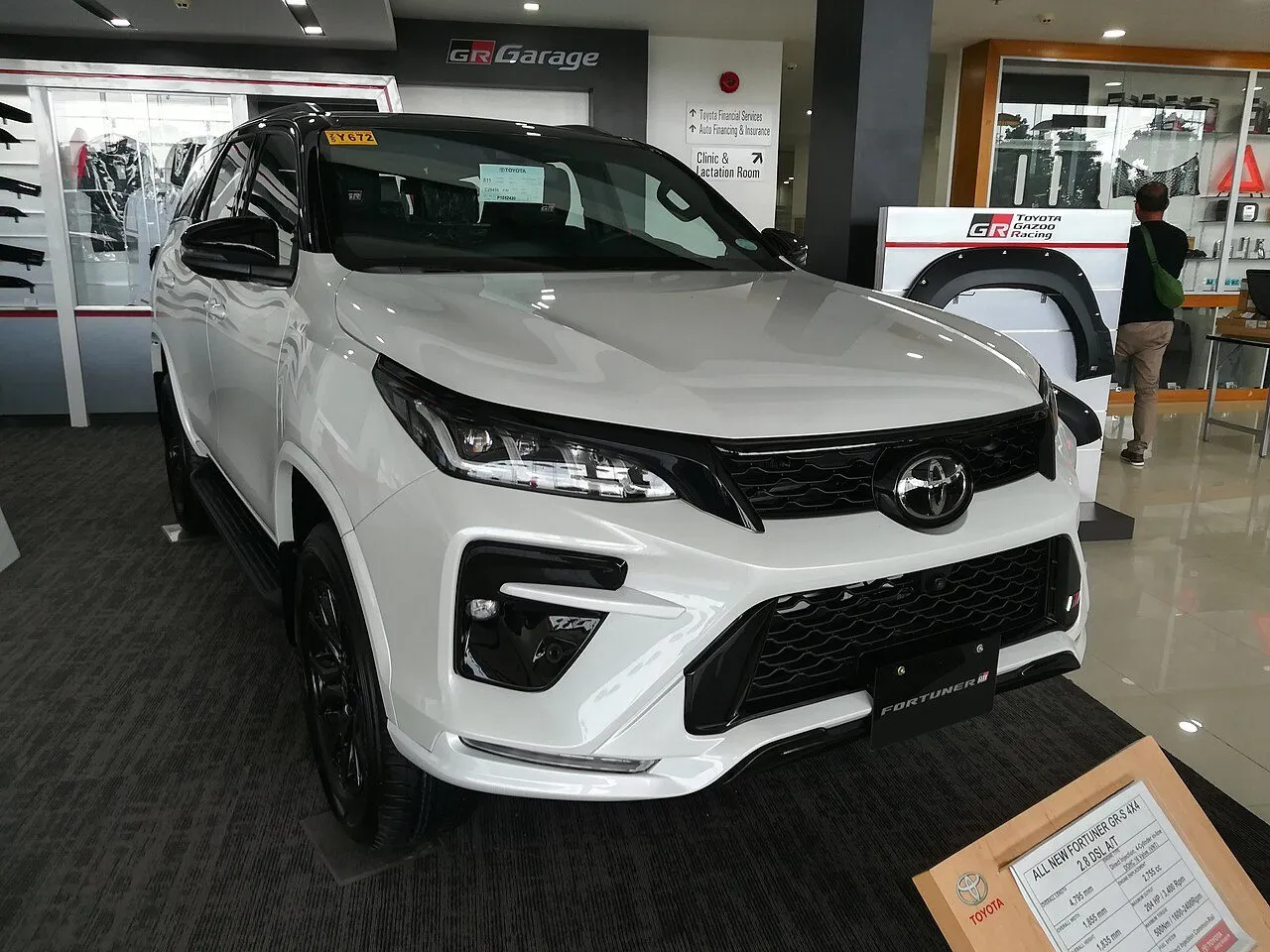 Toyota Fortuner 2.4G MT 4x2 2023