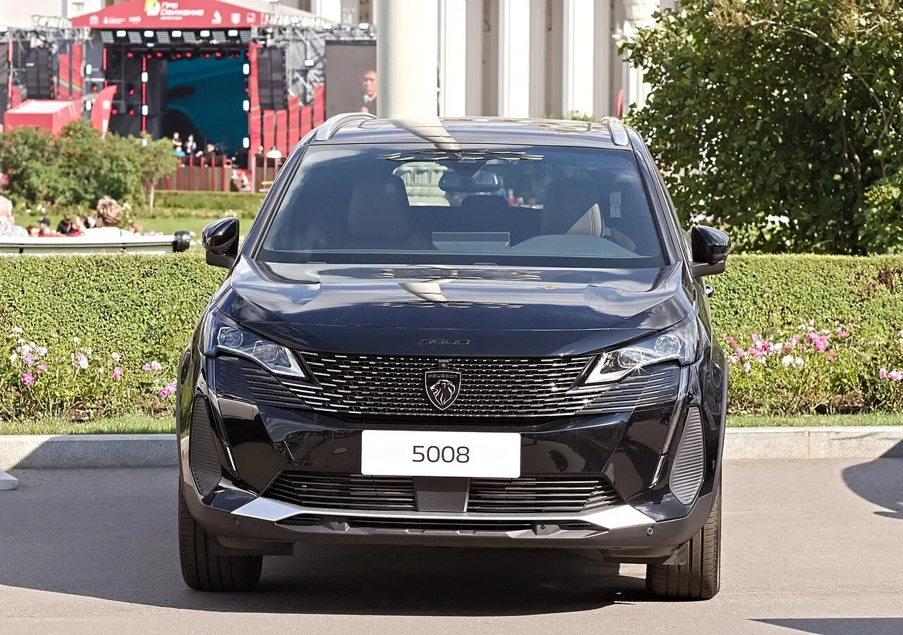 Peugeot 5008 Allure 2025