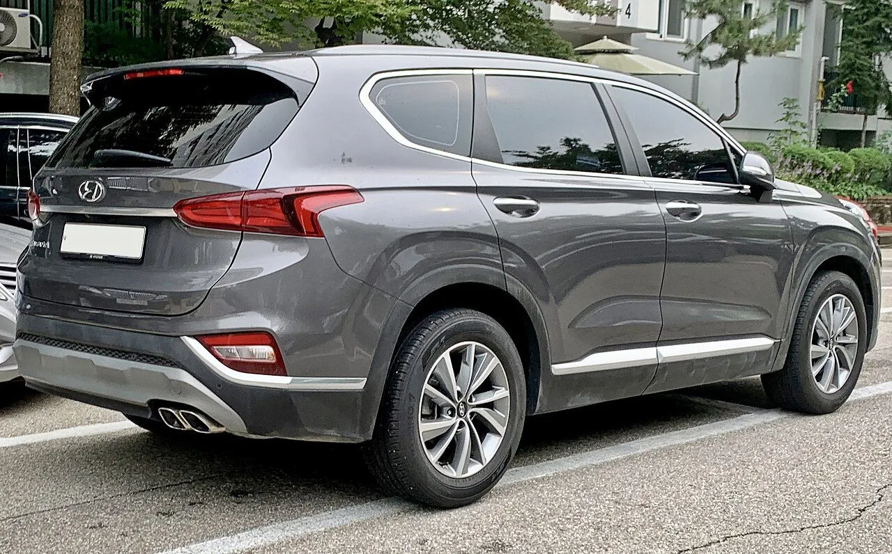 Hyundai Santa Fe 2.2 Dầu Cao cấp 2022