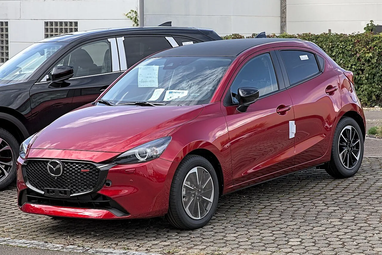 Mazda 2 Sport 1.5 Luxury 2023, ảnh 2