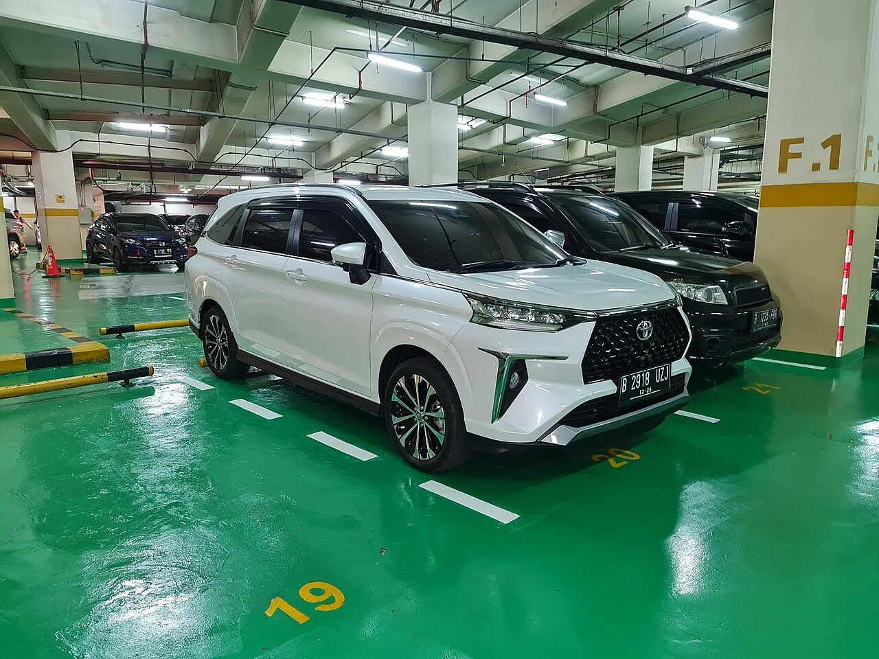 Toyota Veloz Cross CVT 2021