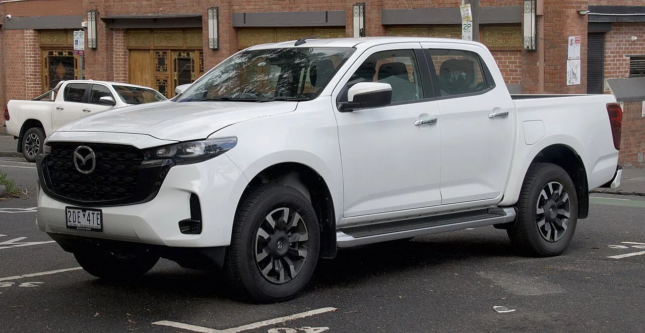 Mazda BT-50 1.9 Premium 4x4 2025