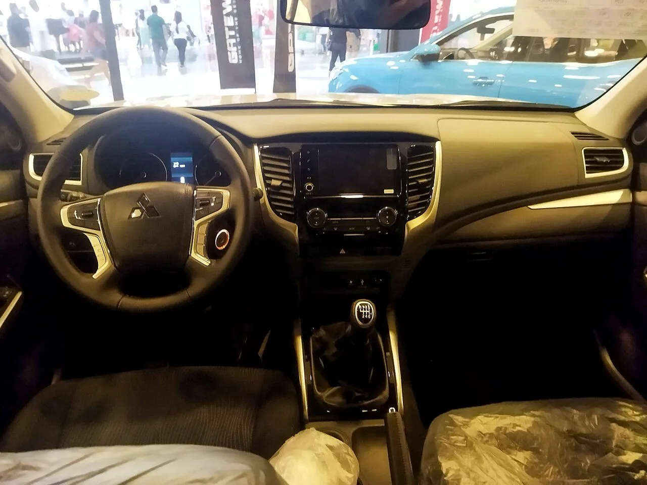 Mitsubishi Pajero Sport 2.4D 4x2 AT 2022, ảnh 3