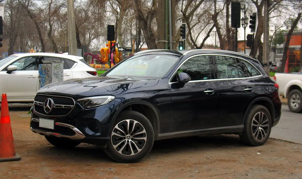 Mercedes-Benz GLC 200 4MATIC 2023