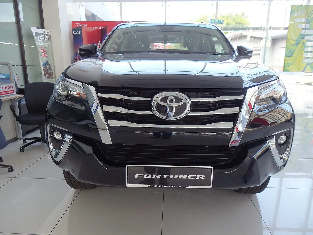 Toyota Fortuner 2.7V 4x2 2019