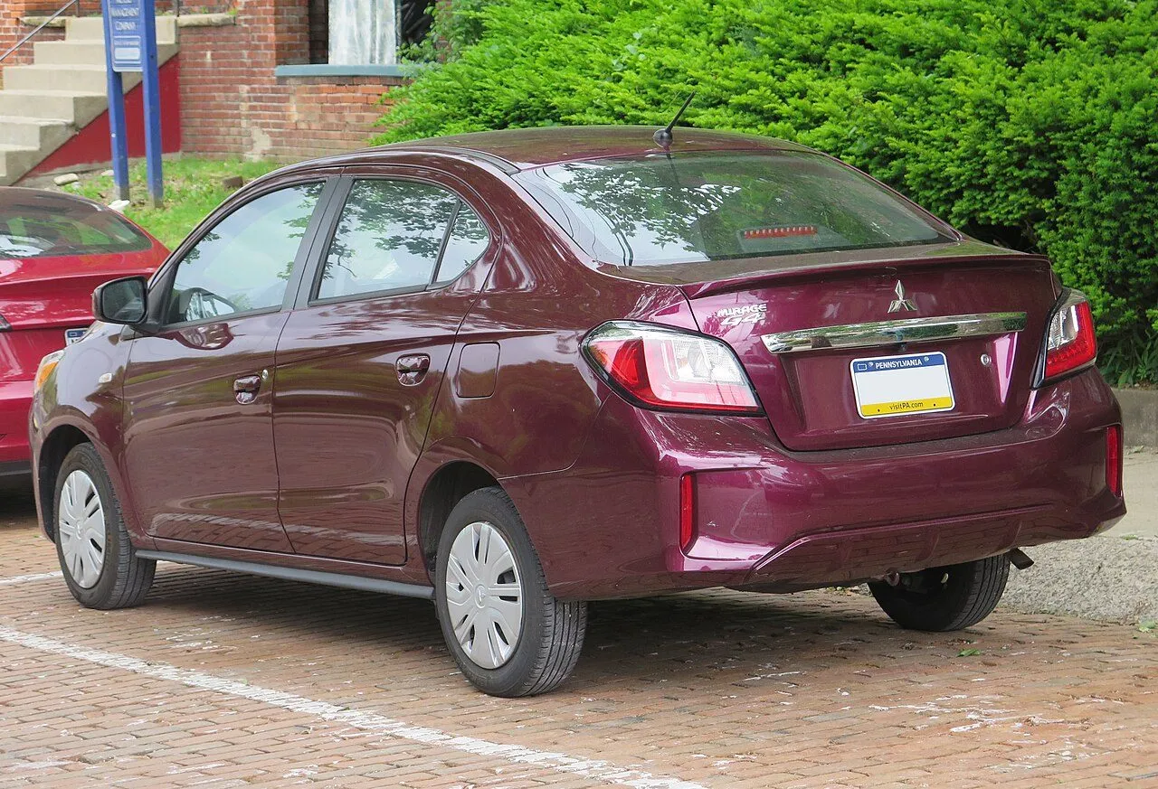 Mitsubishi Attrage CVT Premium 2024, ảnh 2