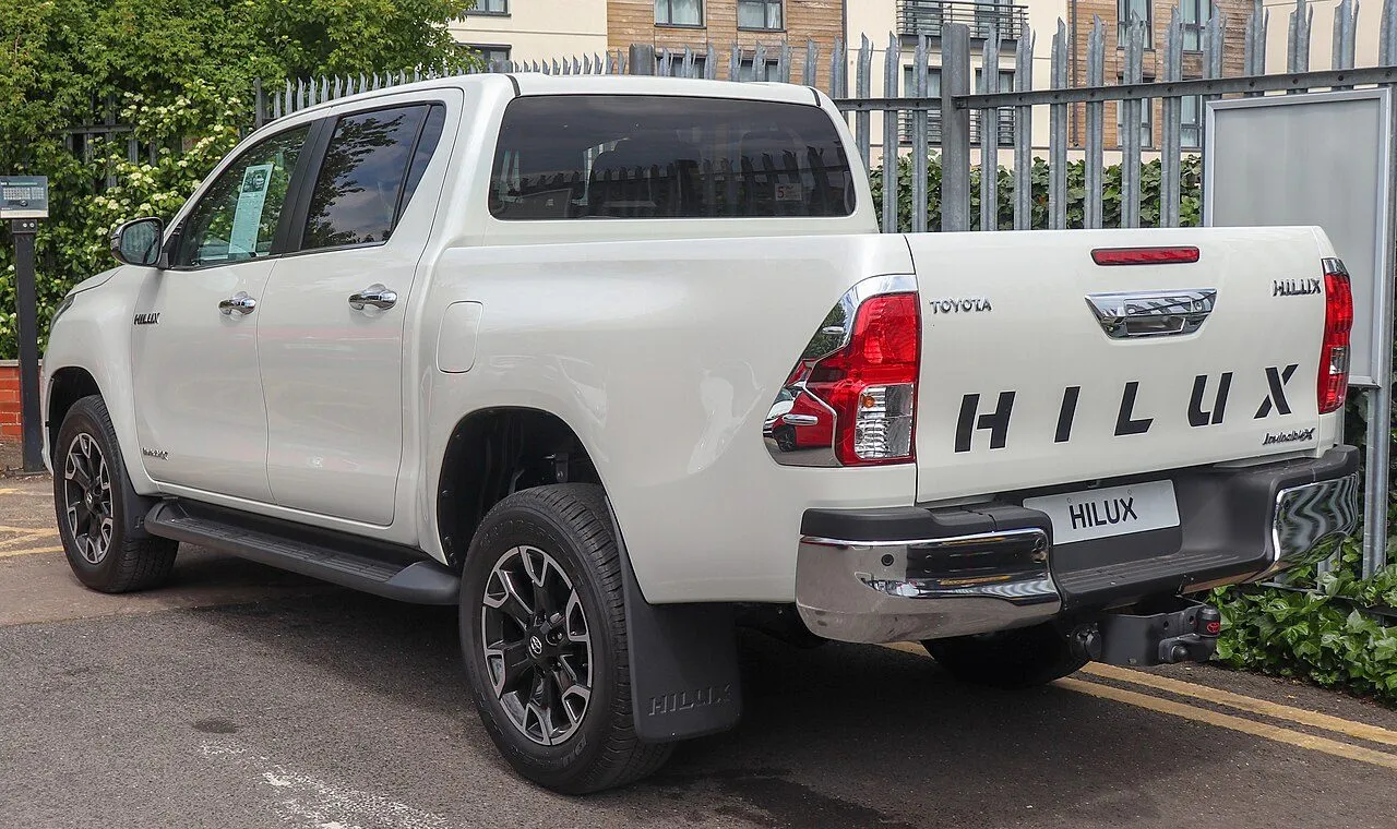 Toyota Hilux 2.4E 4x2 AT 2019