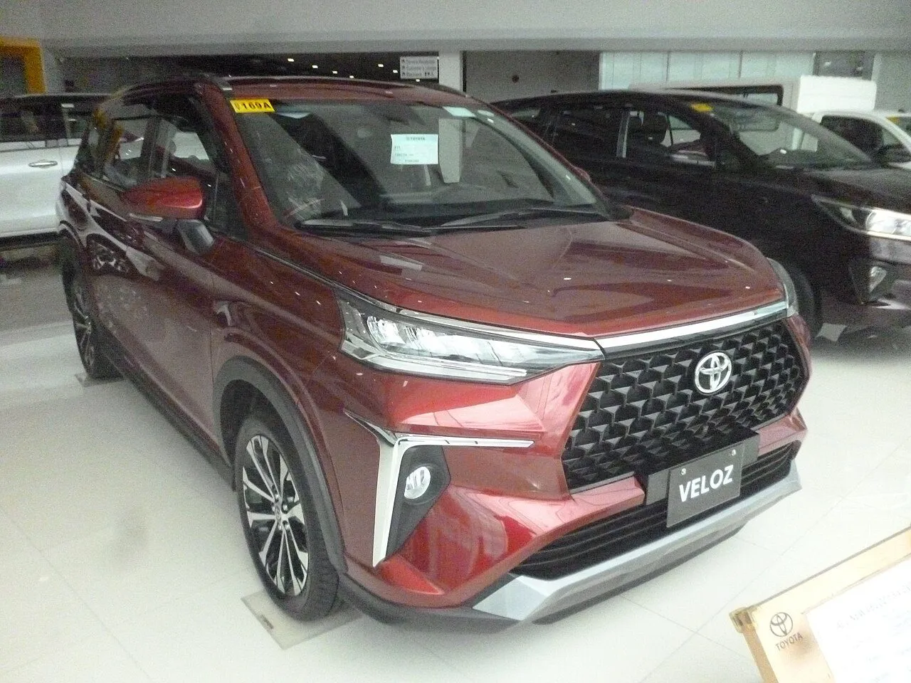 Toyota Veloz Cross CVT Top 2024, ảnh 3