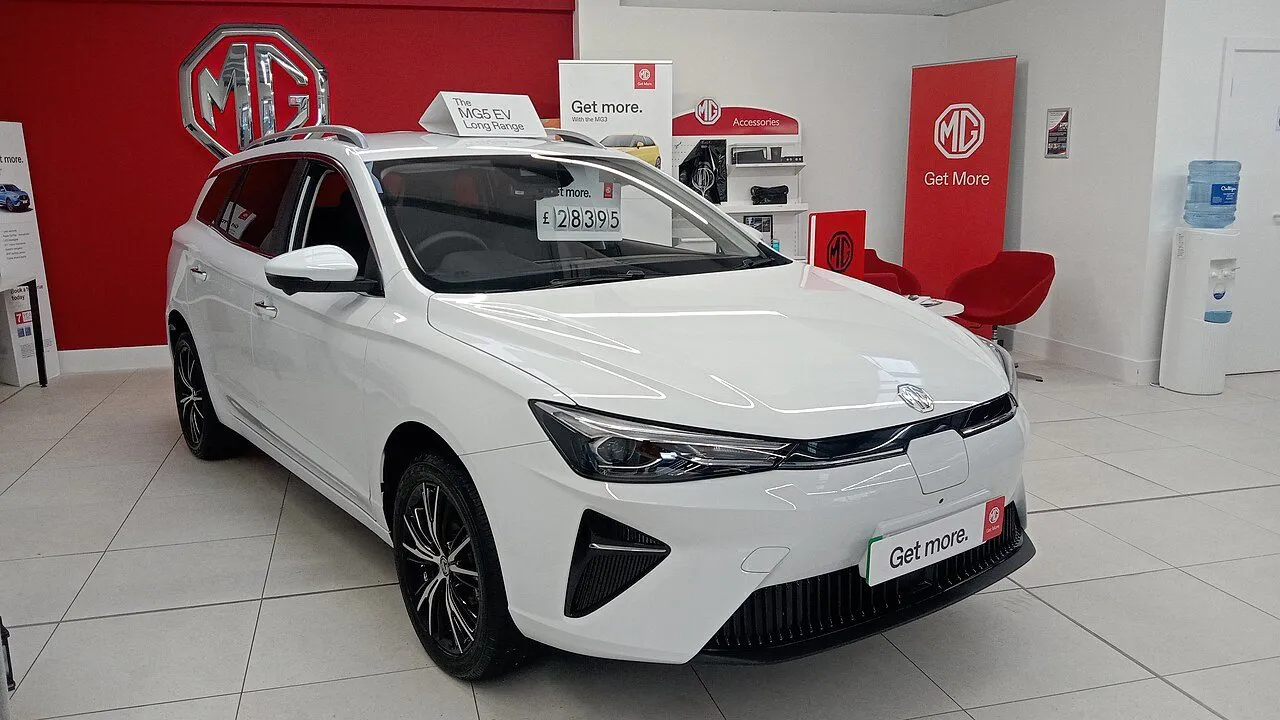 MG 5 MT 2023