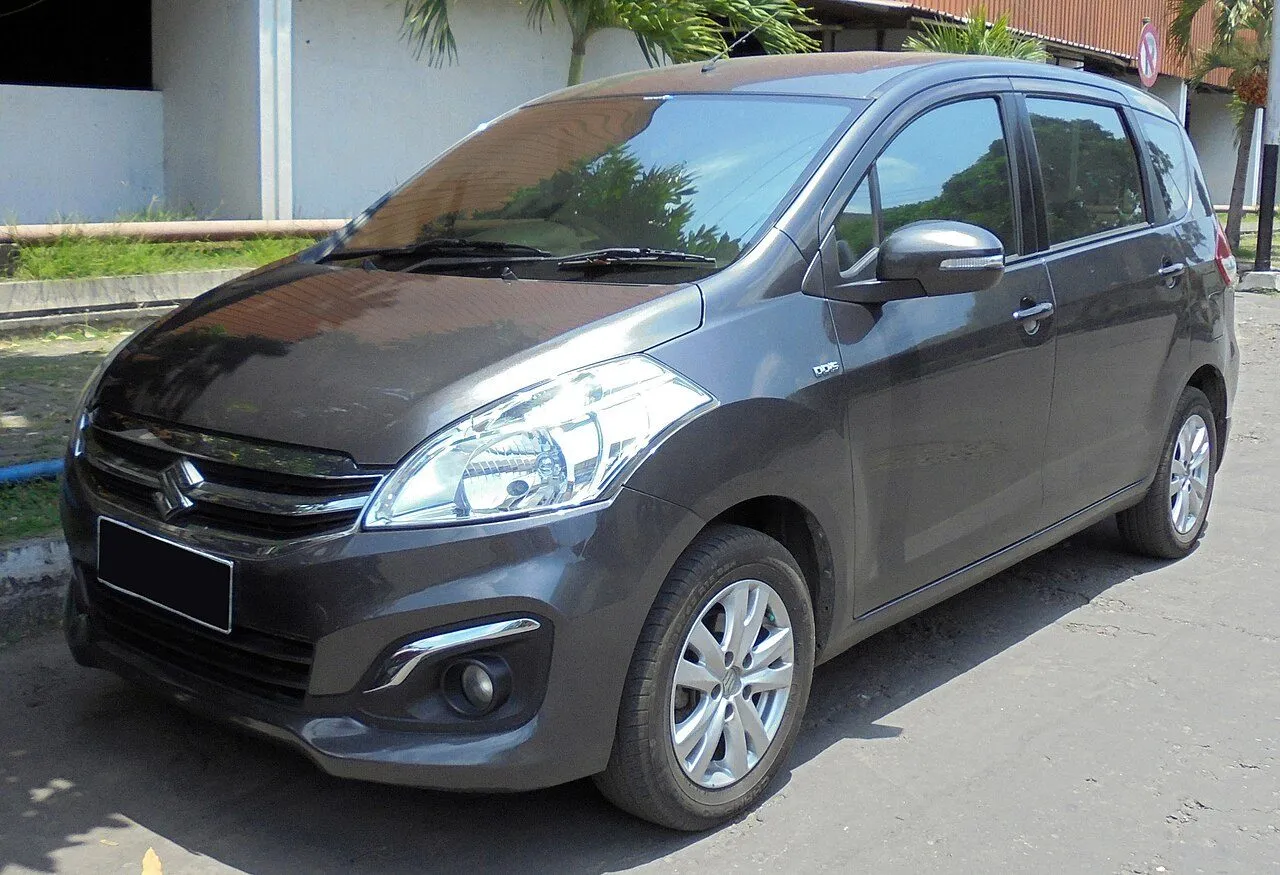 Suzuki Ertiga GL MT 2017