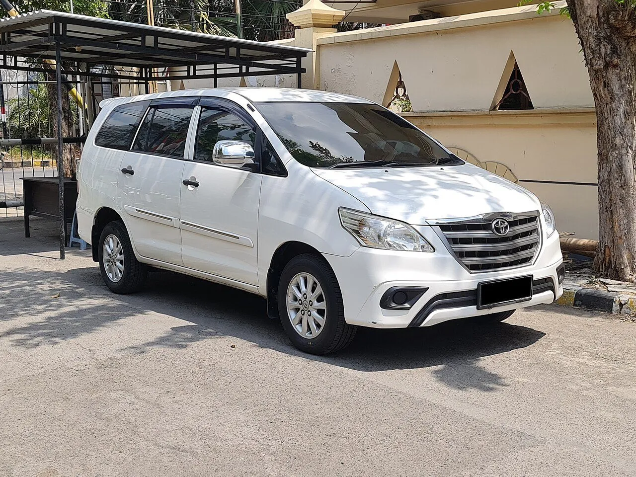 Toyota Innova Cross 2.0V 2016