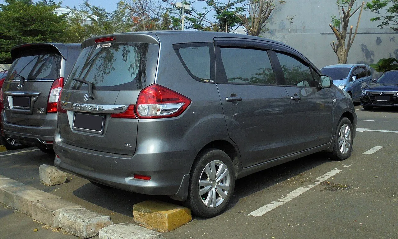 Suzuki Ertiga GL MT 2016, ảnh 2