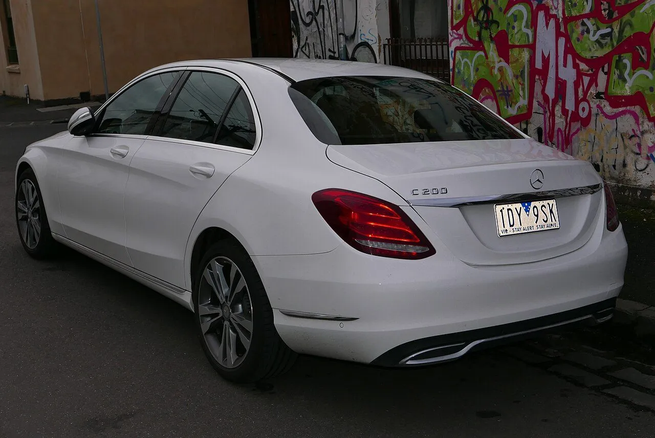 Mercedes-Benz C-Class C 300 AMG 2016, ảnh 2