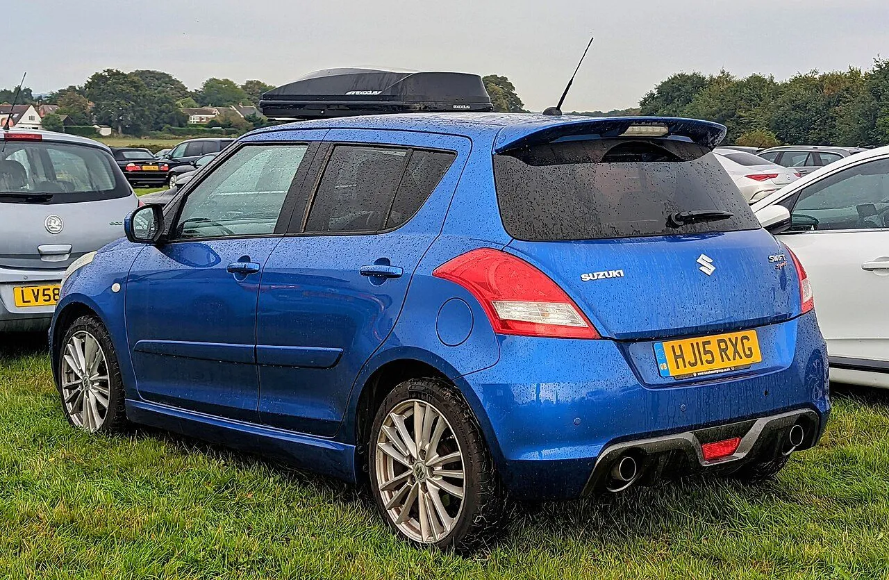 Suzuki Swift GLX CVT 2016