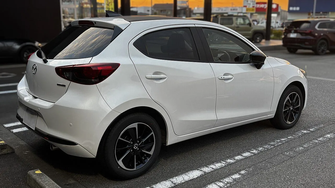 Mazda 2 1.5 AT 2025, ảnh 2