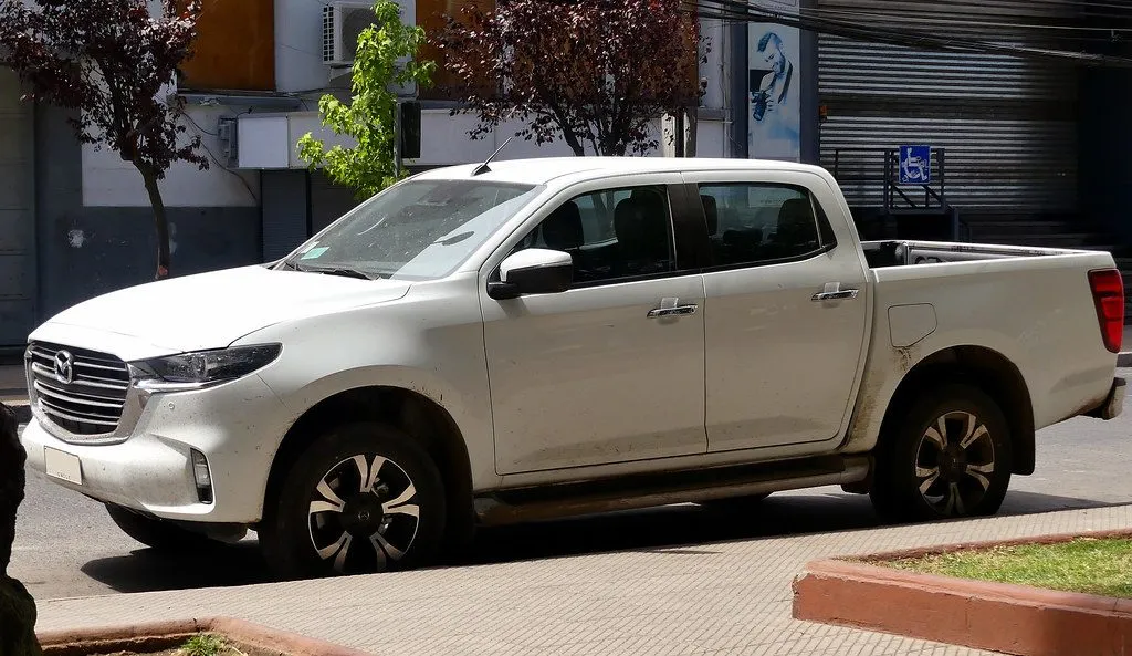 Mazda BT-50 1.9 MT 4x2 2022