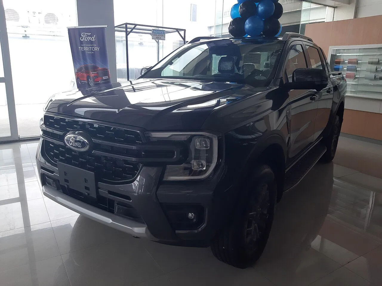 Ford Ranger XL 2.0 4x4 MT 2023, ảnh 3