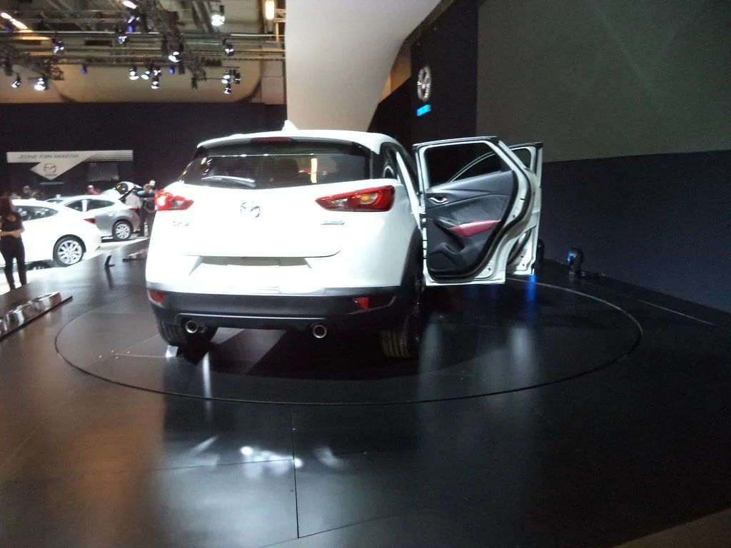 Mazda CX-3 1.5 Luxury 2016, ảnh 2