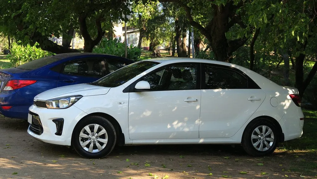 Kia Soluto AT Deluxe 2023
