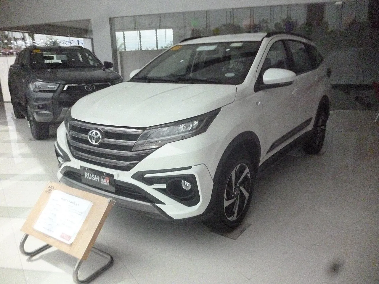 Toyota Rush 1.5S AT 2024, ảnh 2