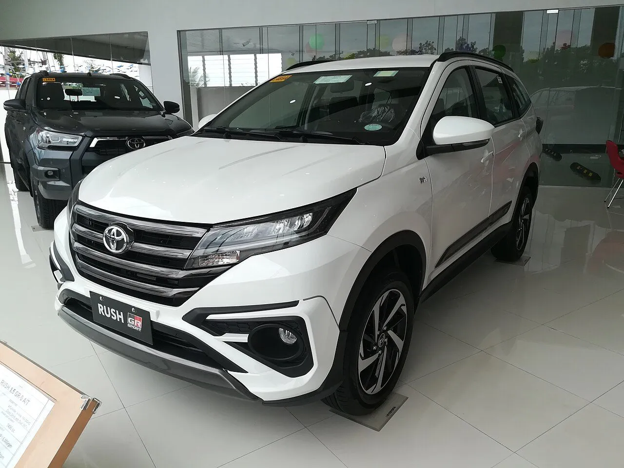 Toyota Rush 1.5S AT 2024