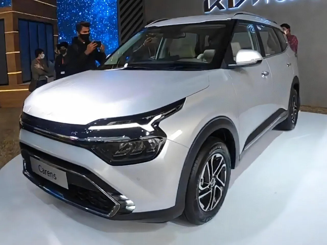 Kia Carens 1.4T Signature 2022, ảnh 2