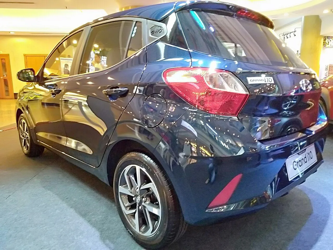 Hyundai Grand i10 1.2 AT 2021, ảnh 2