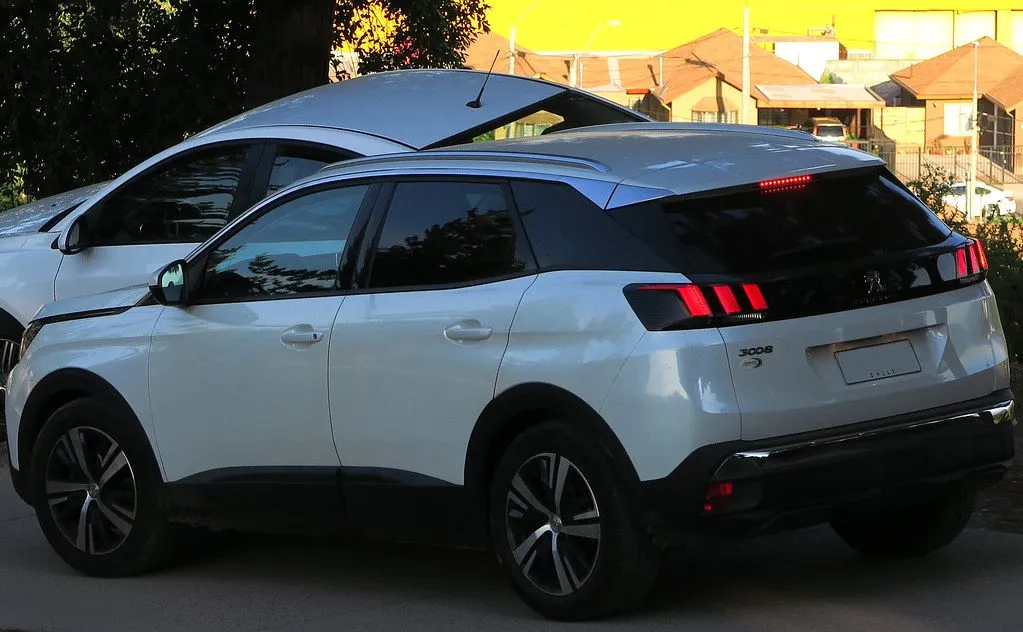 Peugeot 3008 Allure 2017, ảnh 3