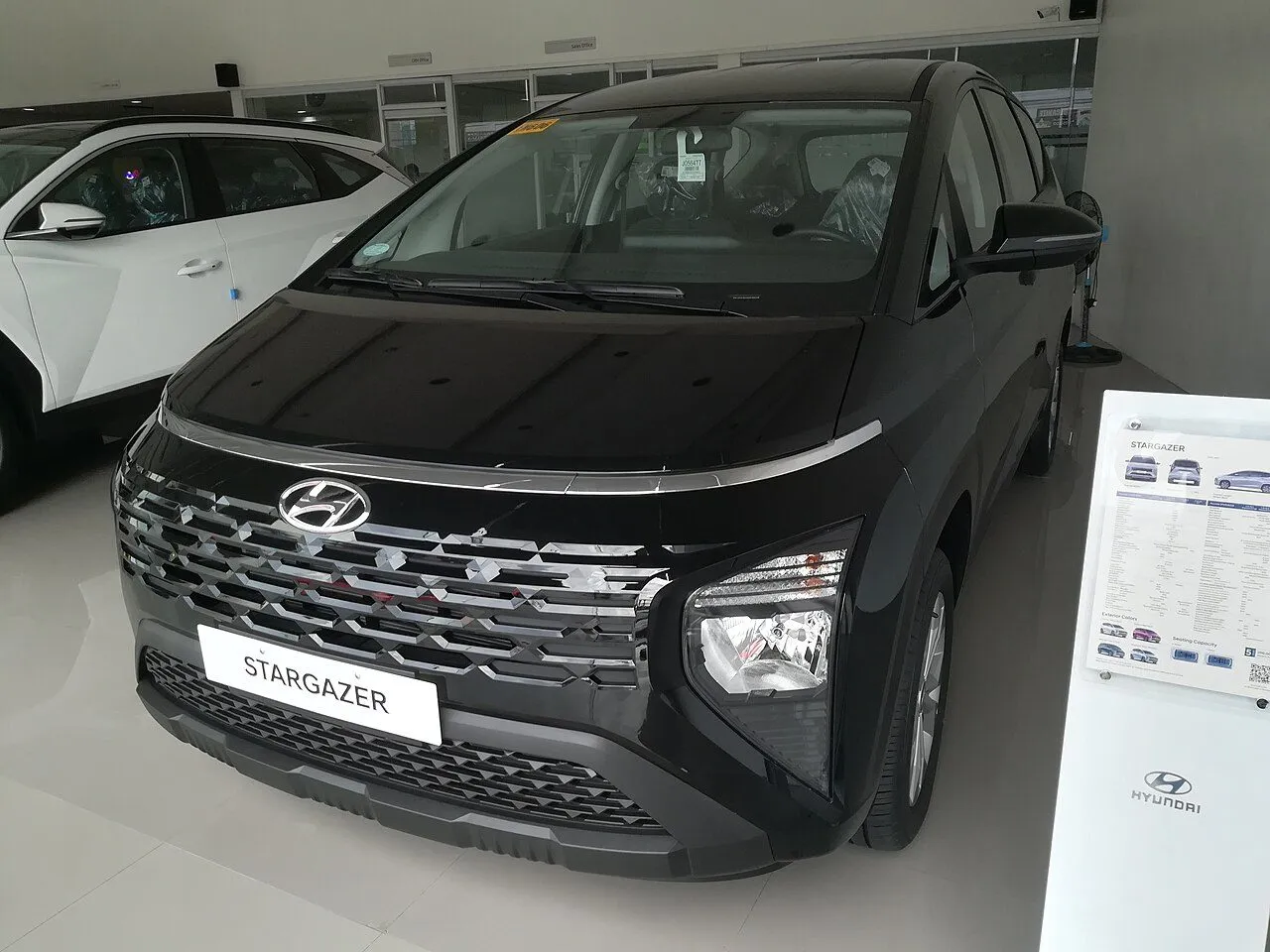 Hyundai Stargazer 1.5 Tiêu chuẩn 2024
