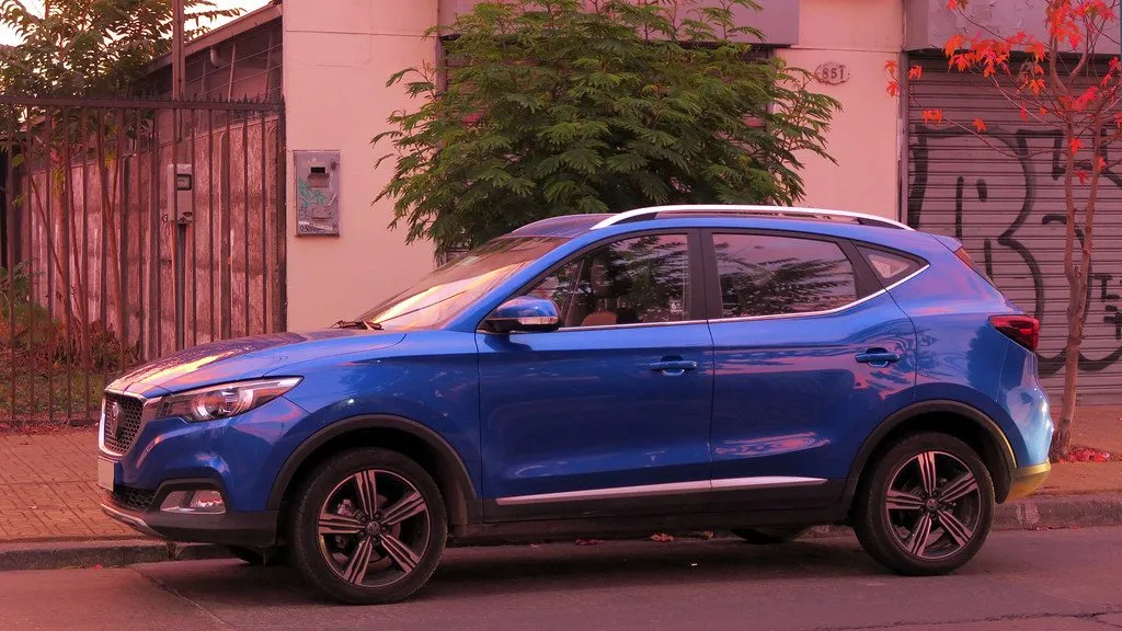 MG ZS STD+ 2021