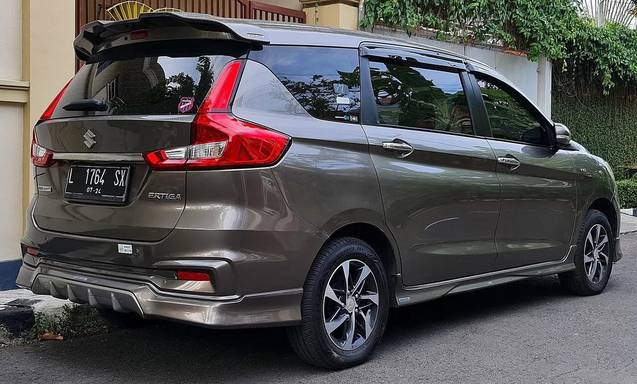 Suzuki Ertiga GL MT 2019, ảnh 2