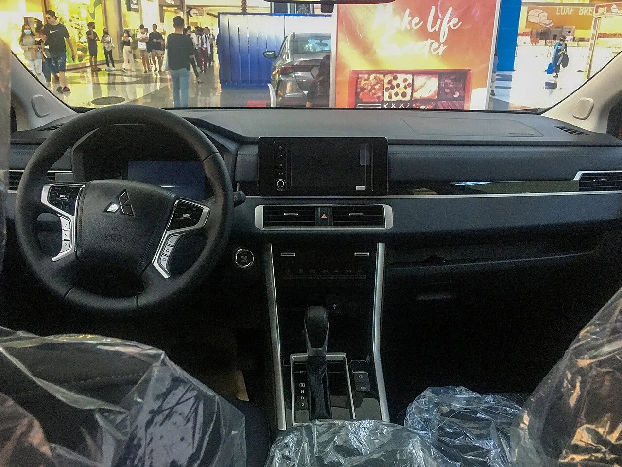 Mitsubishi Xpander Cross 2023, ảnh 3