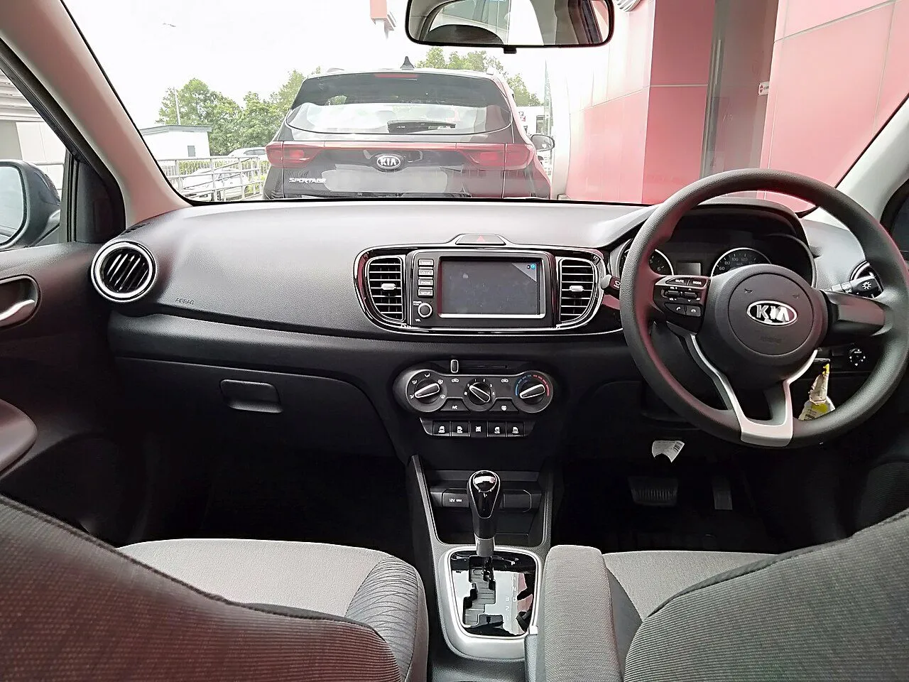 Kia Soluto AT Luxury 2021, ảnh 3