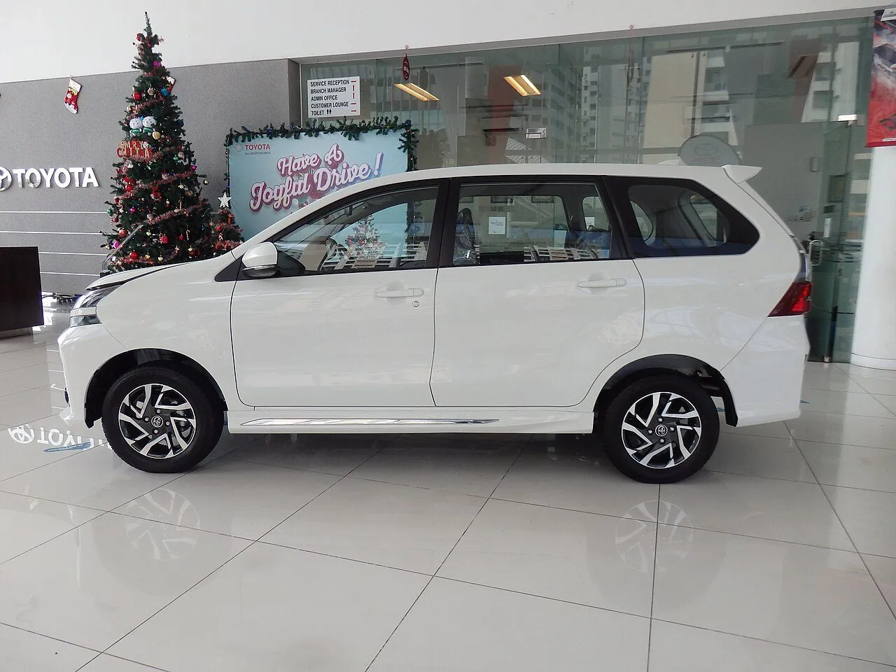 Toyota Avanza Premio CVT 2019