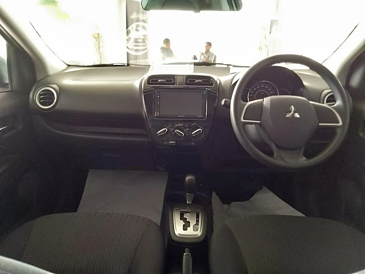 Mitsubishi Attrage CVT Premium 2021, ảnh 3